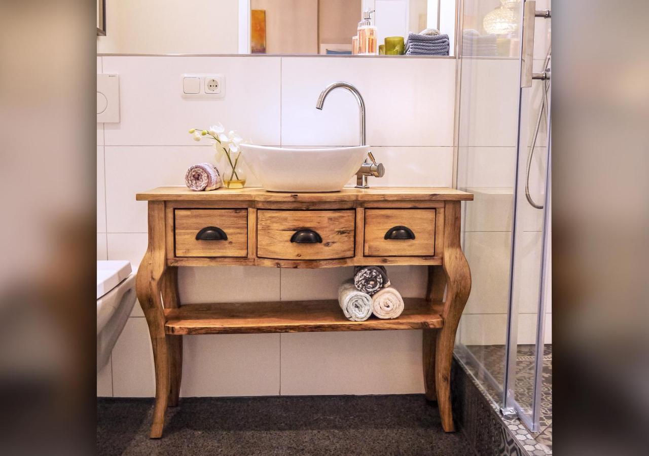 Comfort And Style In City Center With Ensuite Bathroom On Schaafenstrasse Colonia Esterno foto